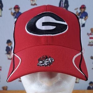 Georgia Bulldogs embroidered logo 47 Brand red & black velcro tab casual hat